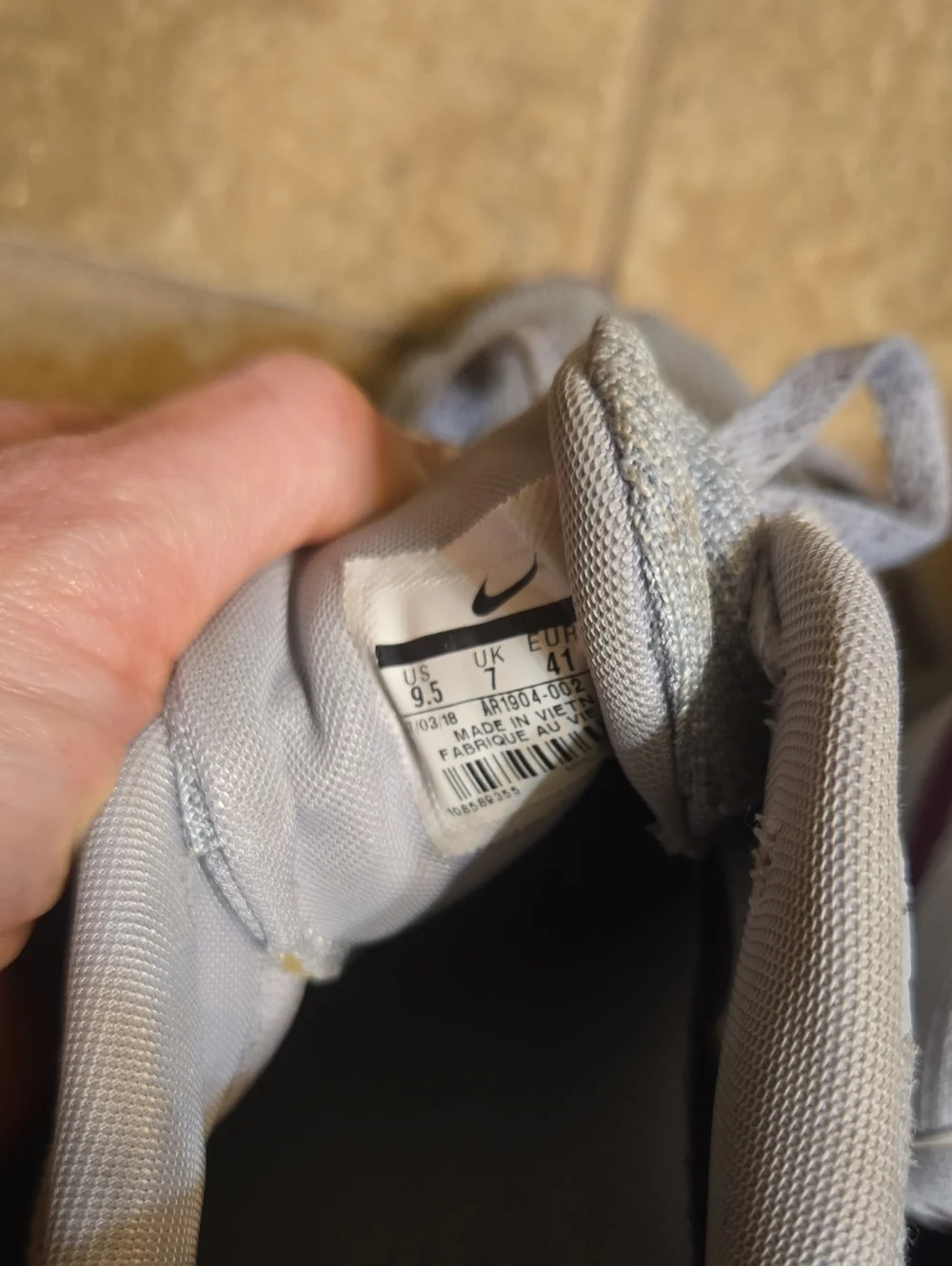 Nike Run Swift Sneakers